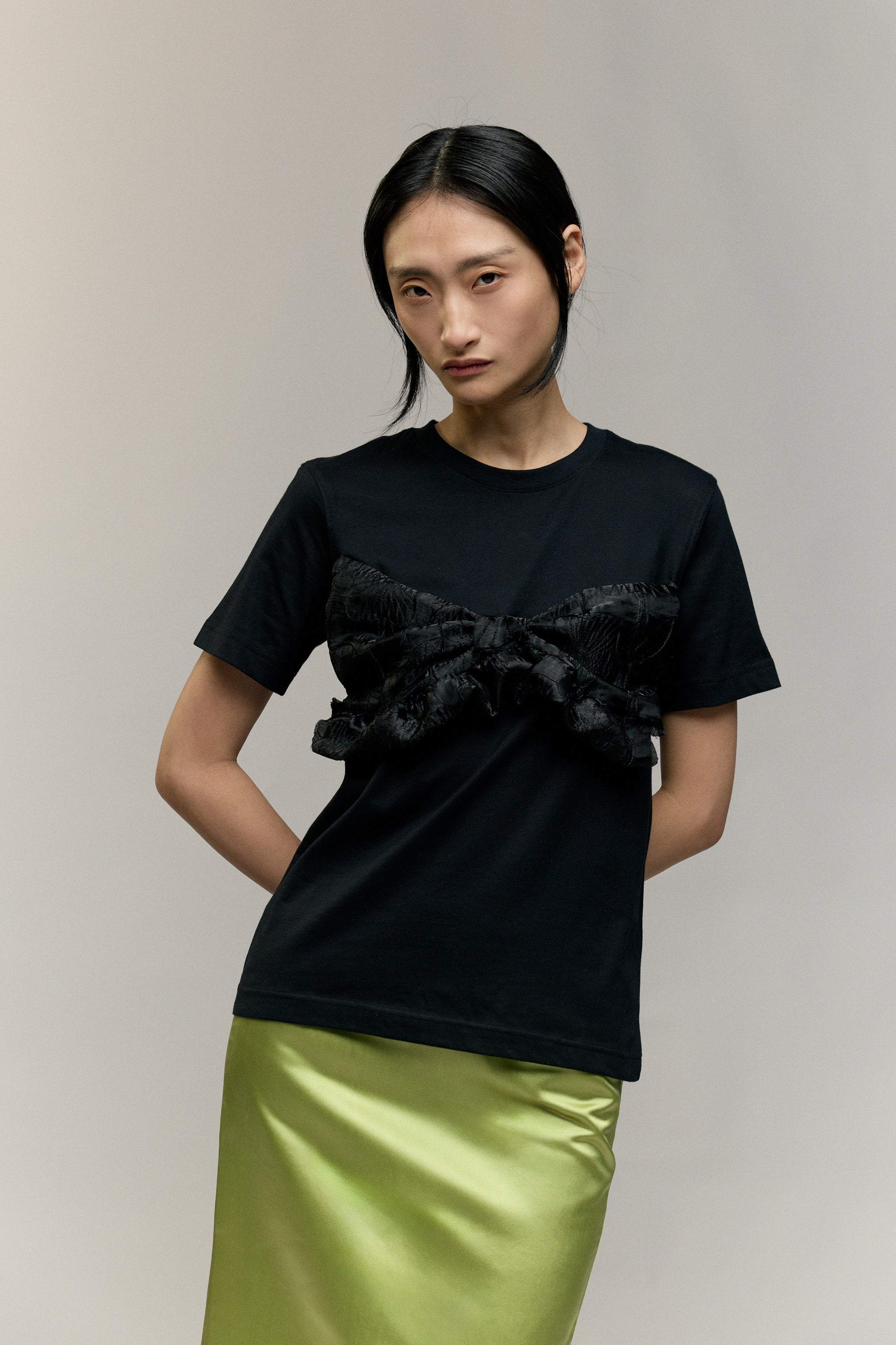 Bow Tee (Ready to Ship)